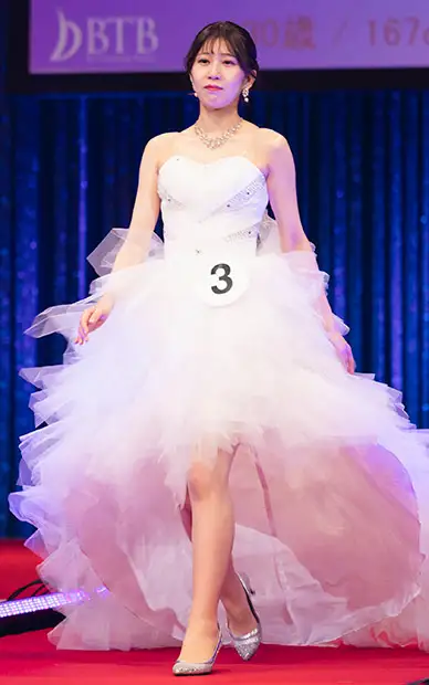 石井 奈美様